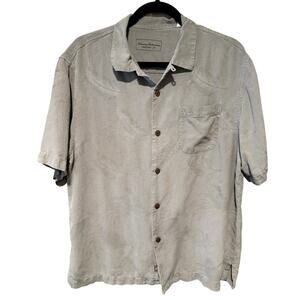 Tommy Bahama 100% Hawaiian silk button down size M
